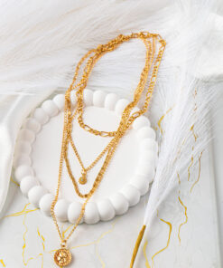 Alternative view of Beatrice Necklace