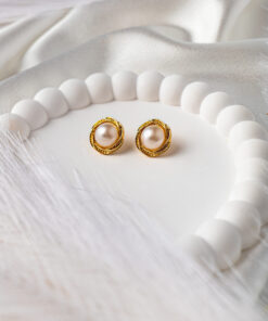 Alternative view of Bombshell Earrings
