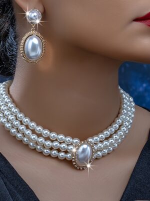 Στυλάτο Σετ με Μιμητική Πέρλα Κολιέ και Ζευγάρι Σκουλαρίκια με Μιμήσεις Μαργαριταριών