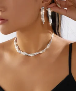 Alternative view of Σετ Κολιέ & Μακριά Σκουλαρίκια Silver Glam Με Στρας