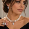 Λευκό σετ με διπλό μαργαριταρένιο κολιέ και κρεμαστά οβάλ σκουλαρίκια